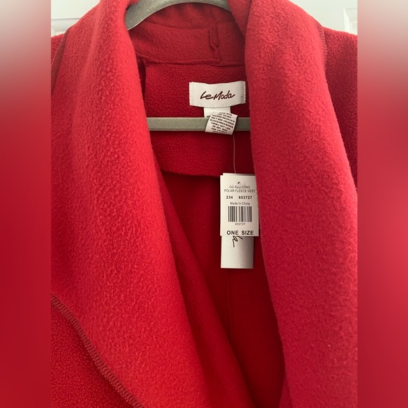 Red polar fleece a line vest - Picture 2 of 5